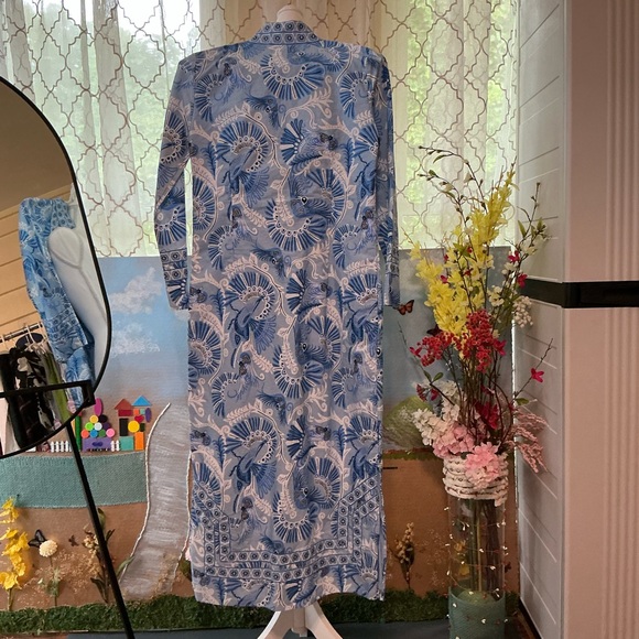 Chic Blue Floral Maxi Dress - Picture 2 of 2